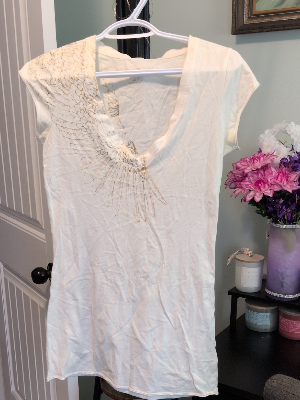 Vintage Talula Cream Short Sleeve V-Neck Tee with Metallic Wing Detail